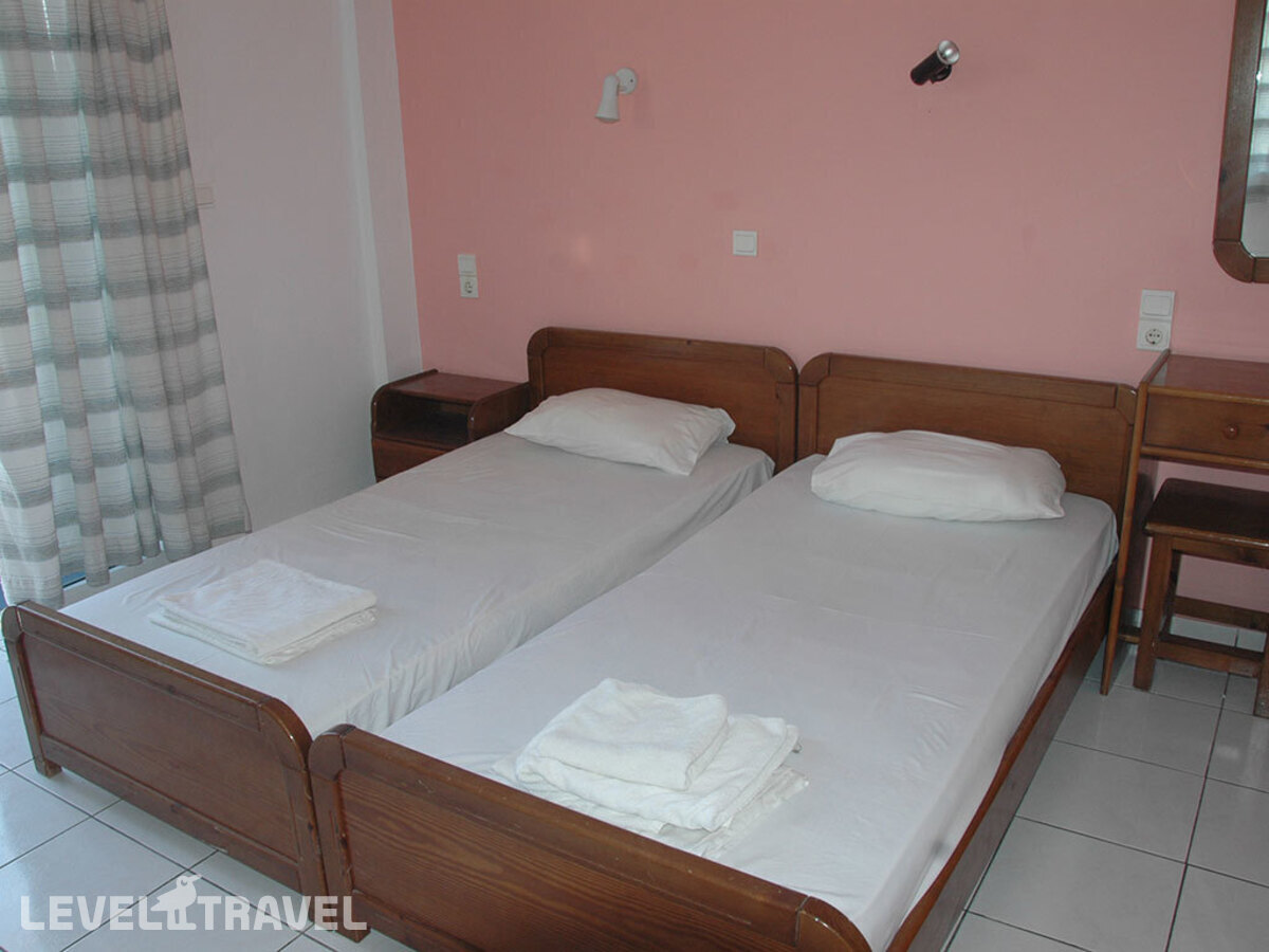 фотографии номера Стандартный номер отеля Koralli Beach Hotel в Греция(Ахайа) - фото №1