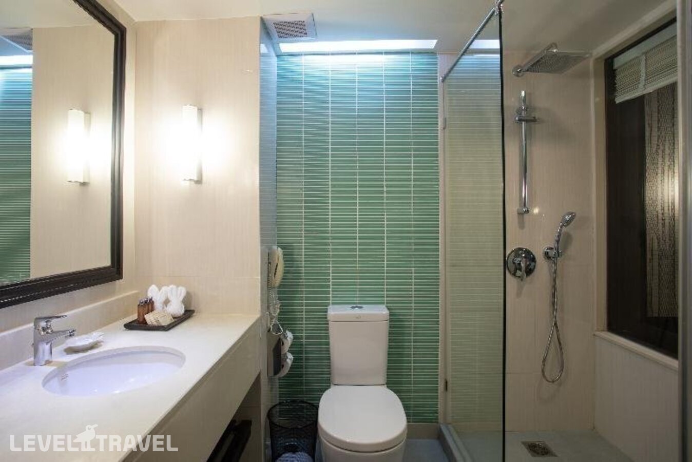фотографии номера Стандартный (две односпальные кровати) отеля Courtyard By Marriott Phuket Patong Beach (Ex. Patong Merlin) в Таиланд(Патонг Бич) - фото №2