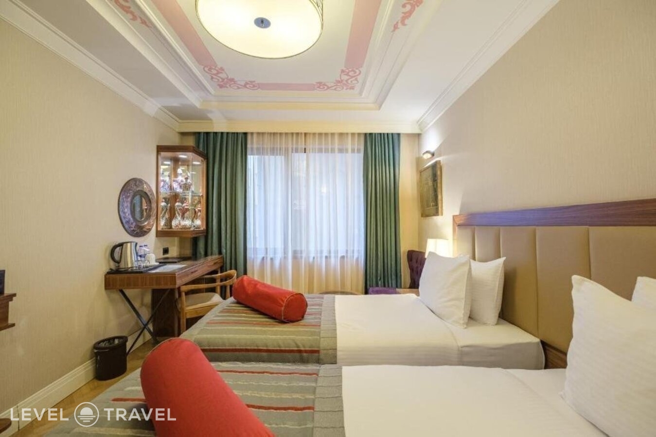 фотографии номера Делюкс (две односпальные кровати) отеля Golden Age 1 Hotel в Турция(Таксим) - фото №2