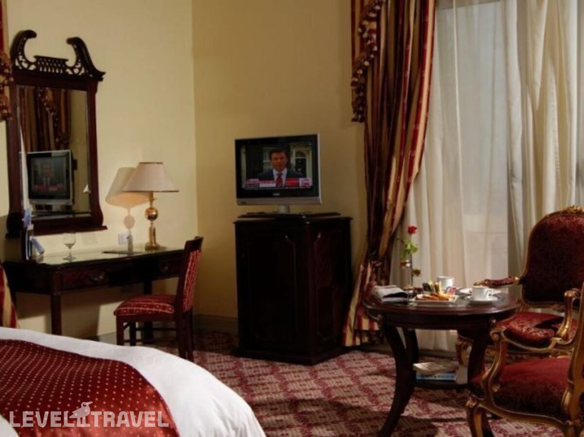 фотографии номера Делюкс (две односпальные кровати) отеля Steigenberger Cecil Hotel Alexandria (Ex. Sofitel Cecil Alexandria) в Египет(Александрия) - фото №2