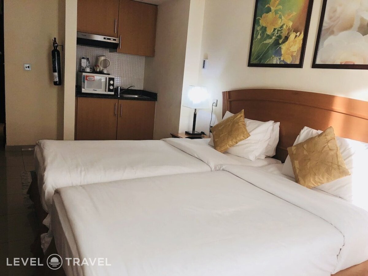 фотографии номера Студия (две односпальные кровати) отеля Golden Tulip Sharjah в ОАЭ(Шарджа) - фото №3