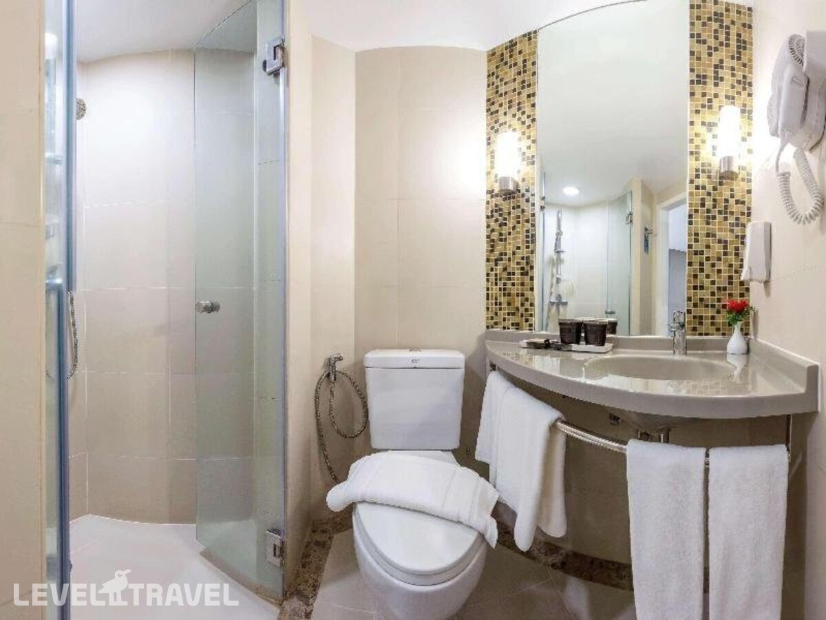 фотографии номера Стандартный (две односпальные кровати) отеля Ibis Phuket Patong в Таиланд(Патонг Бич) - фото №4