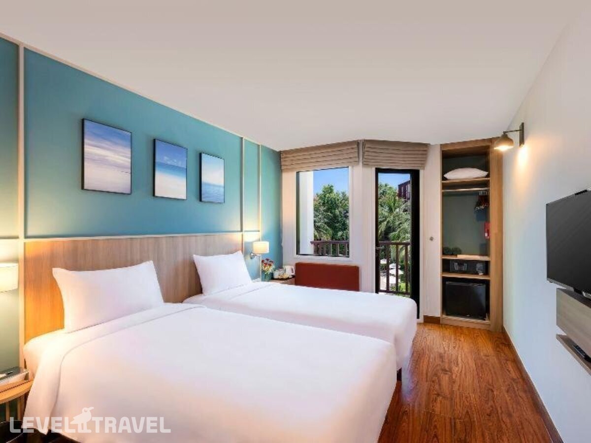 фотографии номера Стандартный (две односпальные кровати) отеля Ibis Phuket Patong в Таиланд(Патонг Бич) - фото №2