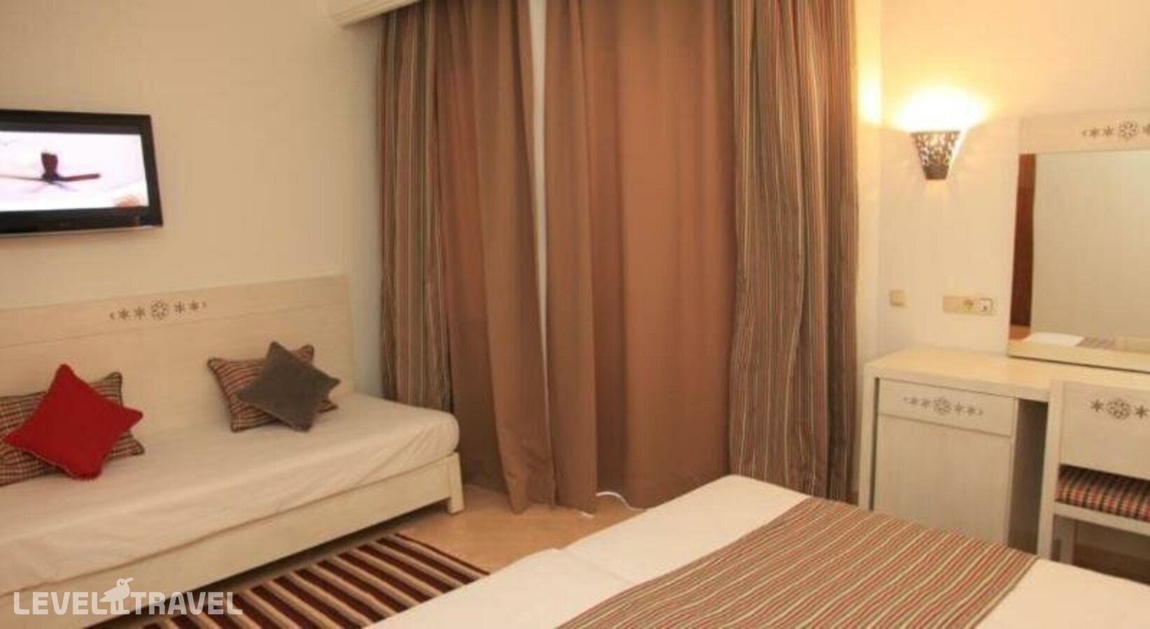 фотографии номера Стандартный (две односпальные кровати) отеля Hotel Menara (Ex.Hotel Lilas) в Тунис(Хаммамет) - фото №4