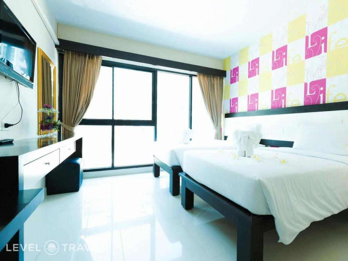 фотографии номера Студия (две односпальные кровати) отеля Neo Hotel Pattaya в Таиланд(Джомтьен) - фото №1