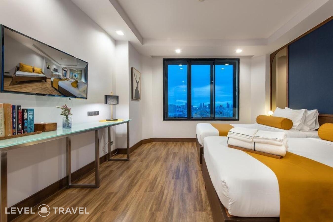 фотографии номера Улучшенный (две односпальные кровати) отеля Graph Hotel (Ex. Bangkok Chada Hotel) в Таиланд(Бангкок) - фото №9