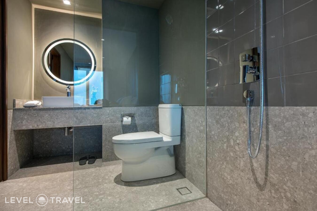 фотографии номера Делюкс (две односпальные кровати) отеля Graph Hotel (Ex. Bangkok Chada Hotel) в Таиланд(Бангкок) - фото №13
