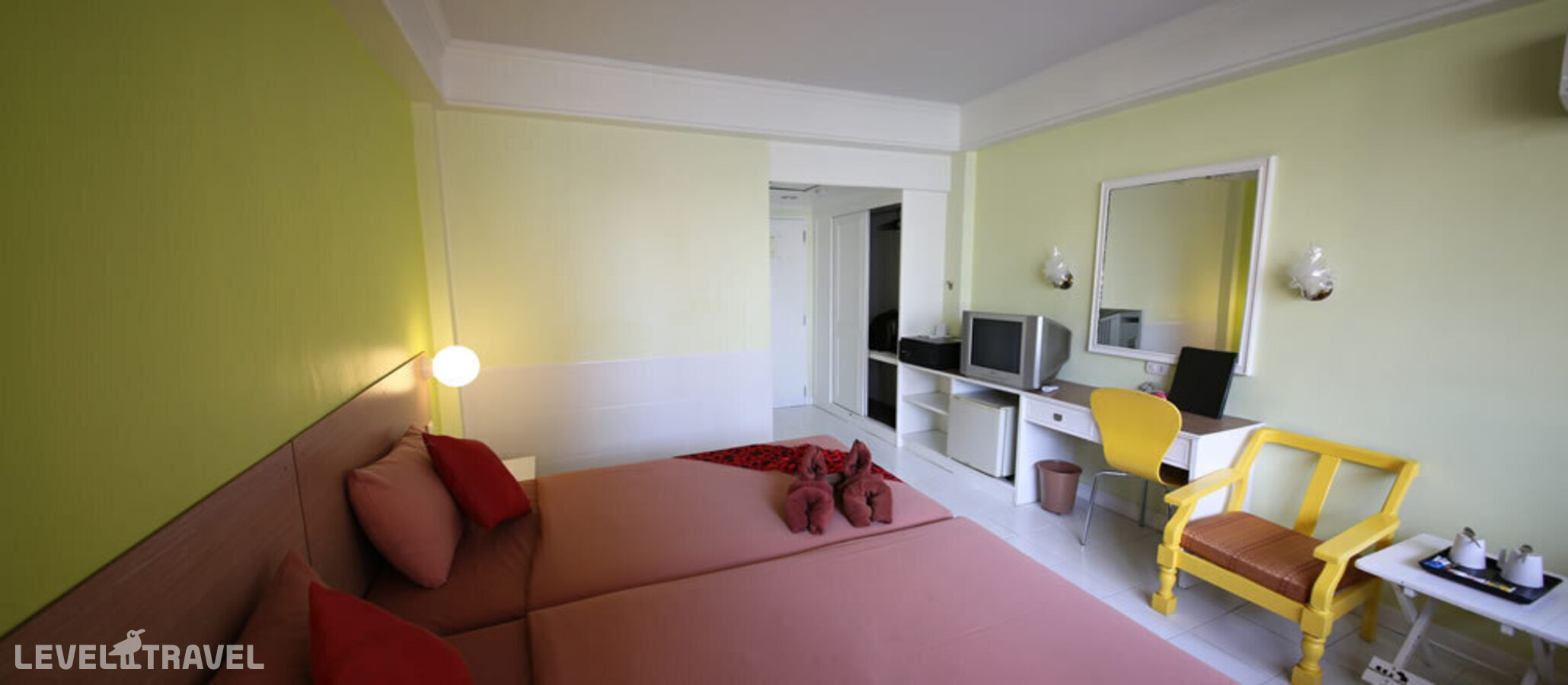 фотографии номера Стандартный (две односпальные кровати) отеля Bella Express Hotel (Ex. Best Western Bella Express) в Таиланд(Центральная Паттайя) - фото №4