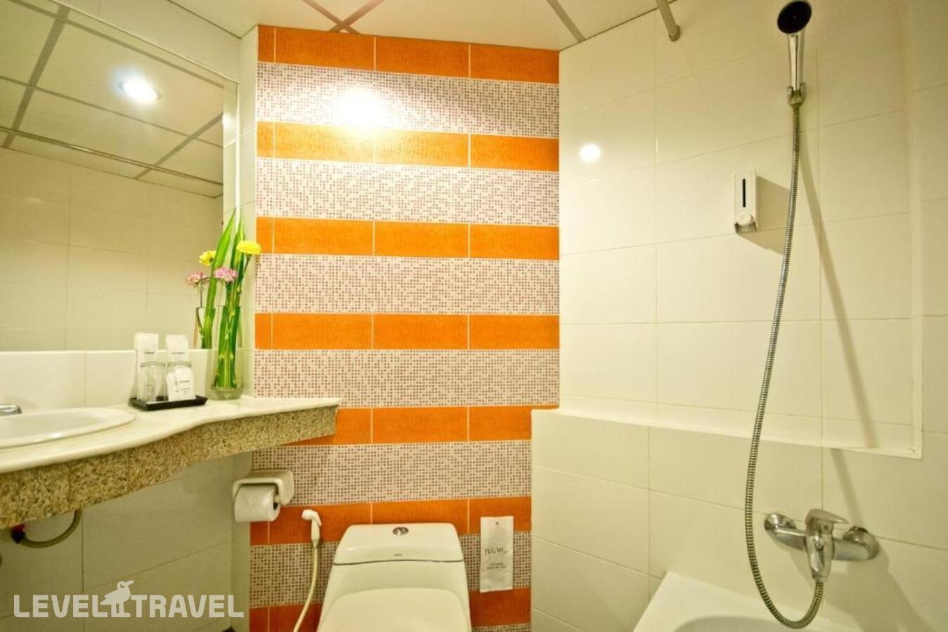 фотографии номера Делюкс (две односпальные кровати) отеля Bella Express Hotel (Ex. Best Western Bella Express) в Таиланд(Центральная Паттайя) - фото №2