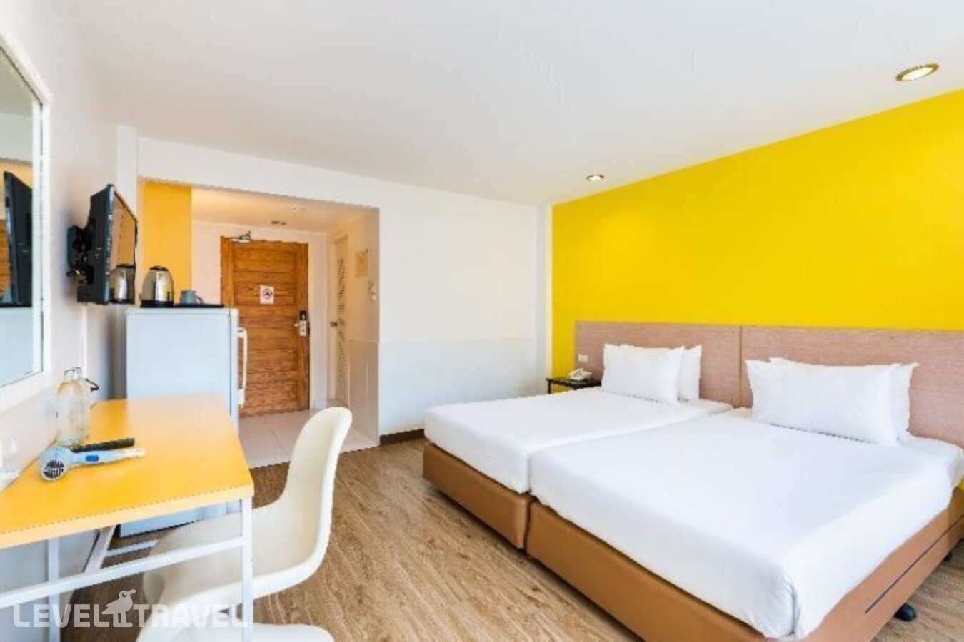 фотографии номера Делюкс (две односпальные кровати) отеля Bella Express Hotel (Ex. Best Western Bella Express) в Таиланд(Центральная Паттайя) - фото №1