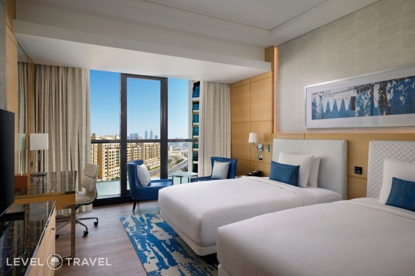 фотографии номера Семейный делюкс отеля Marriott Resort Palm Jumeirah в ОАЭ(Дубай Пальма) - фото №2