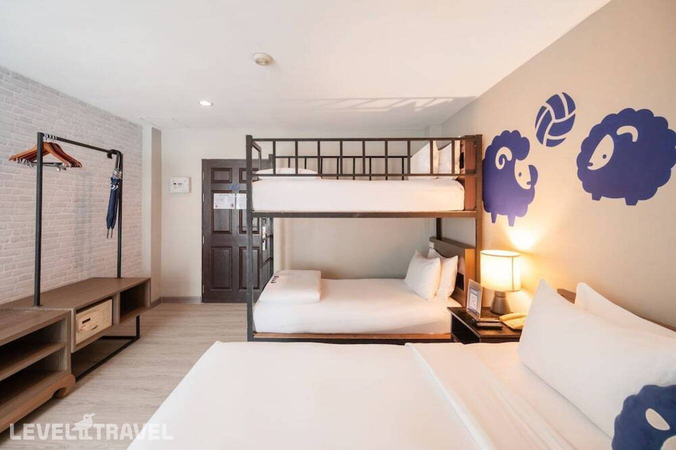 фотографии номера Четырехместный Комфорт отеля Kokotel Krabi Ao Nang ( Ex. White Sand Krabi Resort) в Таиланд(Ао Нанг) - фото №6