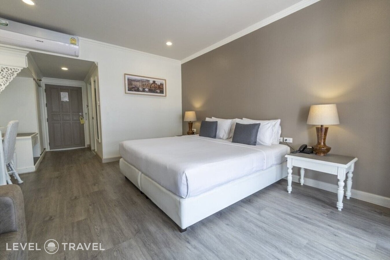 фотографии номера Трехместный делюкс отеля Sabai Wing Hotel в Таиланд(Центральная Паттайя) - фото №2