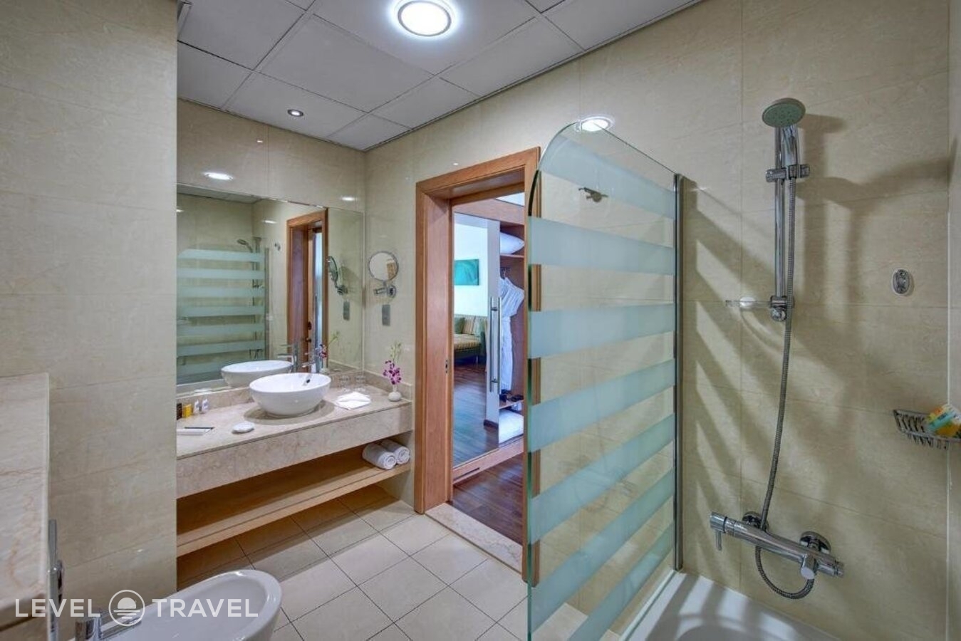 фотографии номера Представительский (две односпальные кровати) отеля Al Khoory Executive Hotel в ОАЭ(Дубай Джумейра) - фото №6