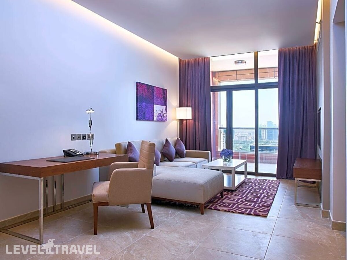 фотографии номера Люкс роскошный отеля Mercure Hotels Suites Apartments (Ex. Mercure Dubai Barsha Heights) в ОАЭ(Дубай Джумейра) - фото №3