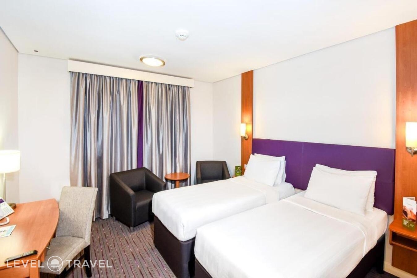фотографии номера Стандартный (две односпальные кровати) отеля Premier Inn Capital Center в ОАЭ(Абу-Даби) - фото №4