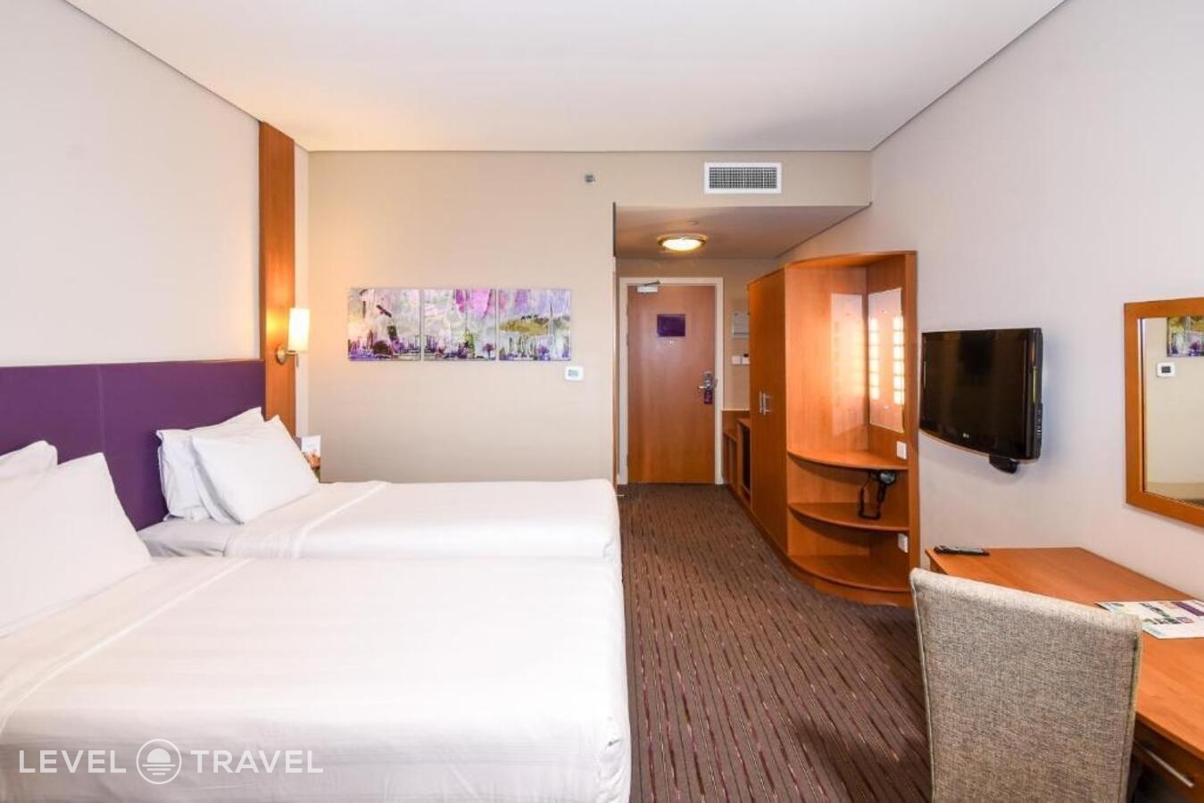 фотографии номера Стандартный (две односпальные кровати) отеля Premier Inn Capital Center в ОАЭ(Абу-Даби) - фото №3
