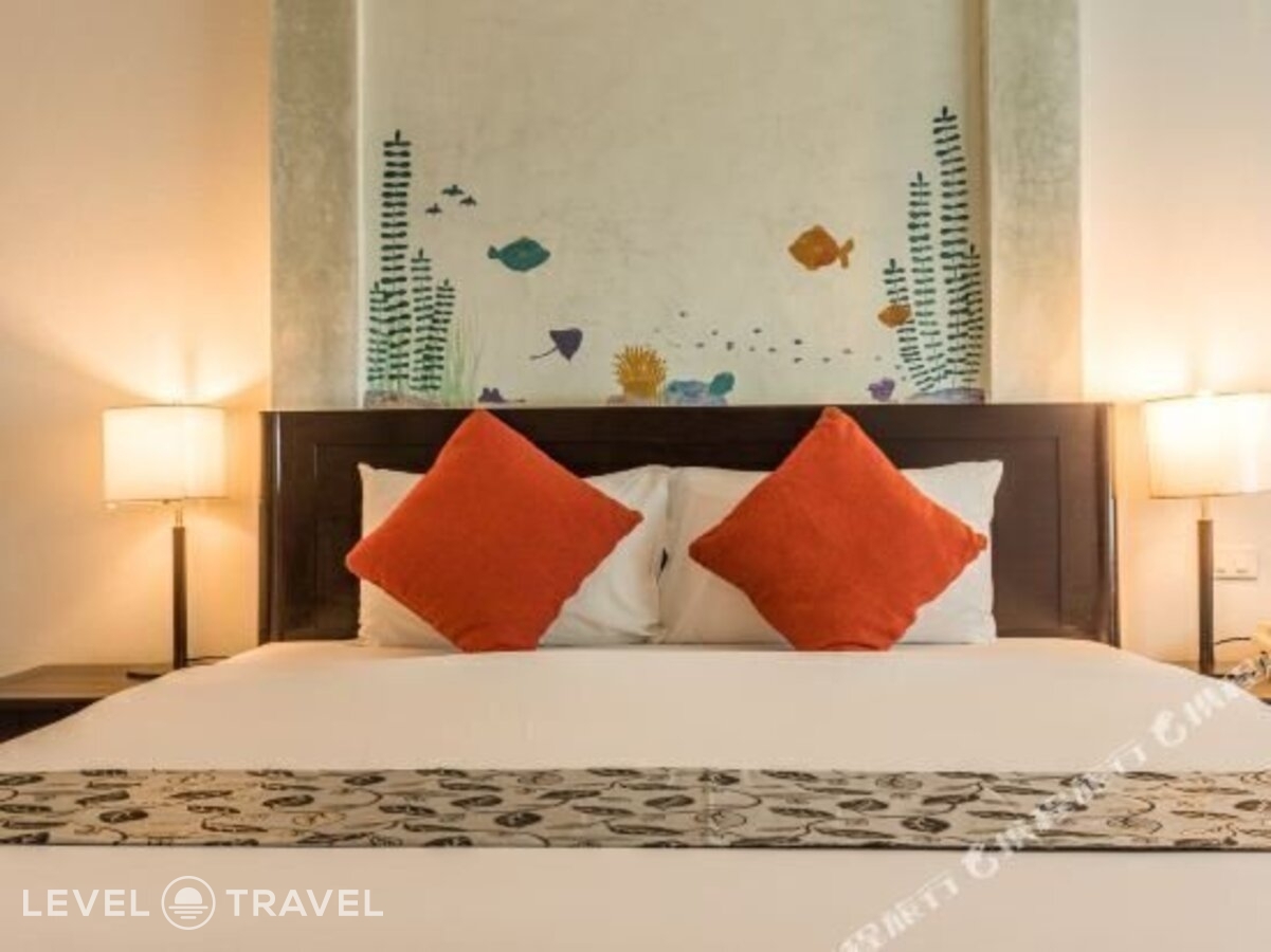 фотографии номера Делюкс с видом на бассейн отеля Krabi Aquamarine Resort в Таиланд(Ноппарат Тара) - фото №10