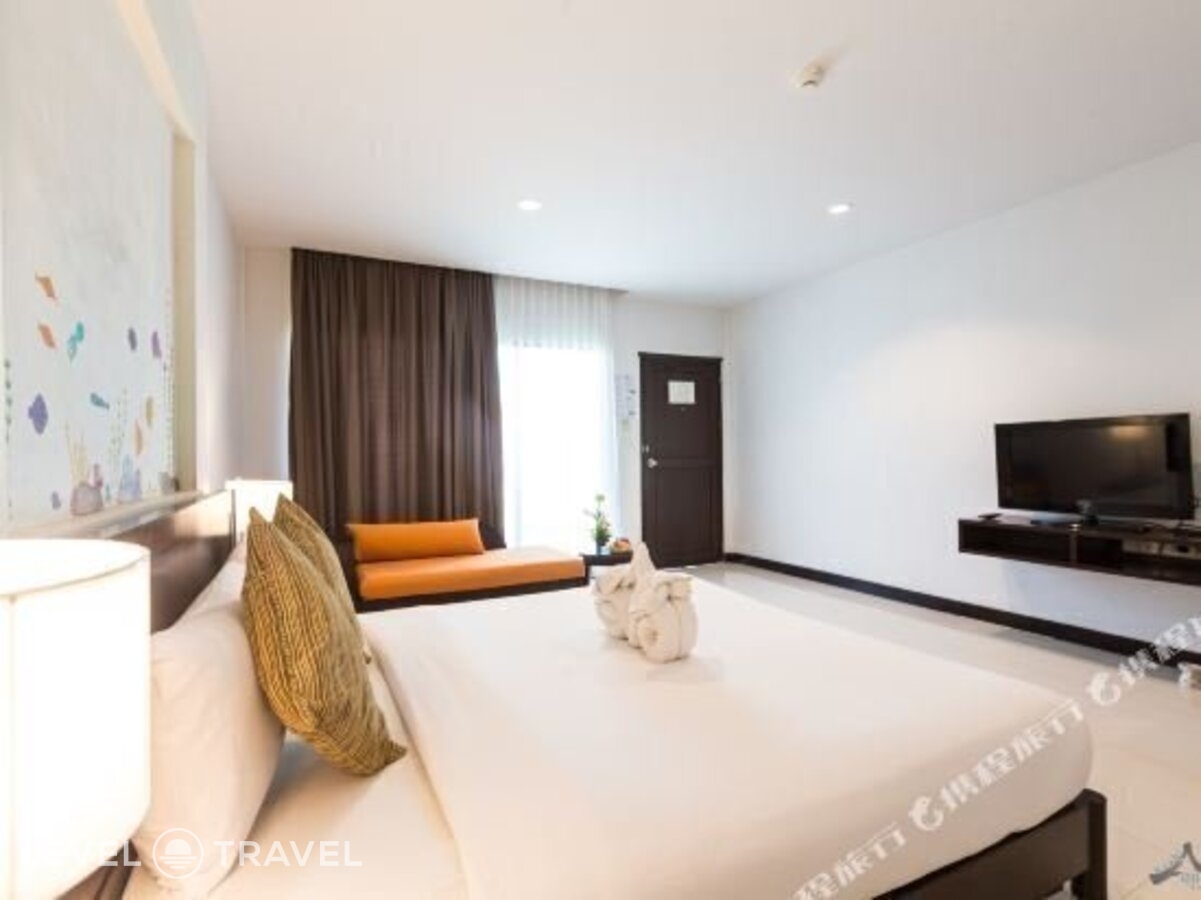 фотографии номера Делюкс с видом на бассейн отеля Krabi Aquamarine Resort в Таиланд(Ноппарат Тара) - фото №20