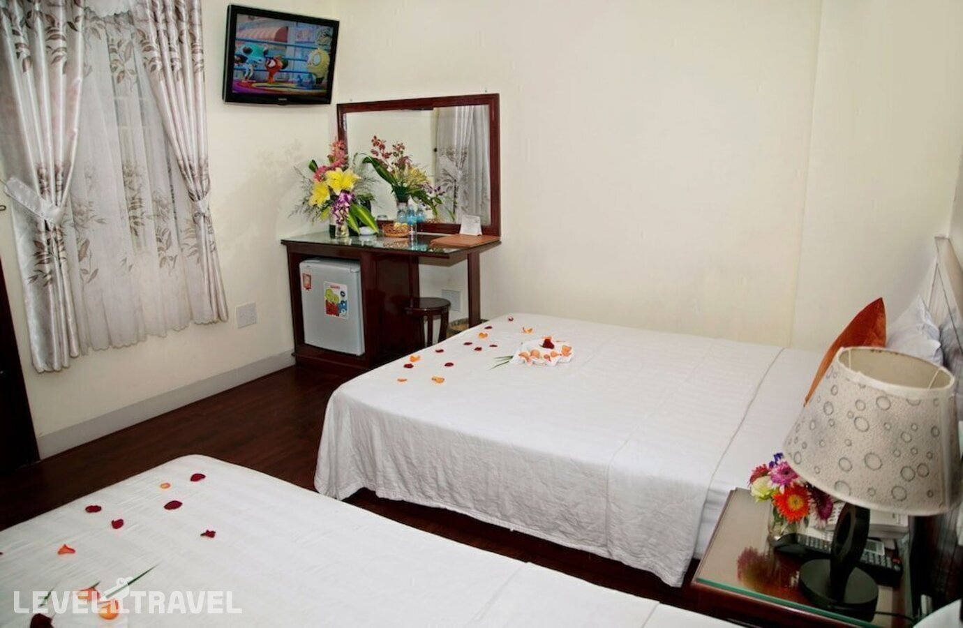 фотографии номера Улучшенный (две односпальные кровати) отеля Victorian Nha Trang Hotel в Вьетнам(Нячанг) - фото №6