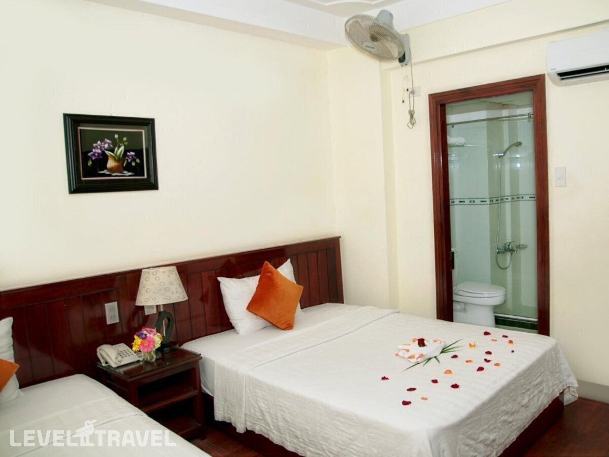фотографии номера Улучшенный (две односпальные кровати) отеля Victorian Nha Trang Hotel в Вьетнам(Нячанг) - фото №1