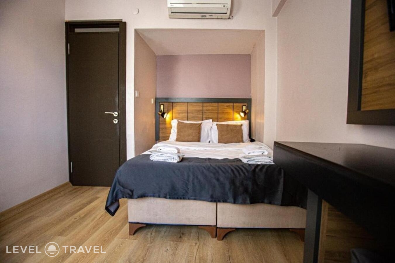 фотографии номера Семейный роскошный люкс отеля Comfort Hotel Taksim в Турция(Бейоглу) - фото №10