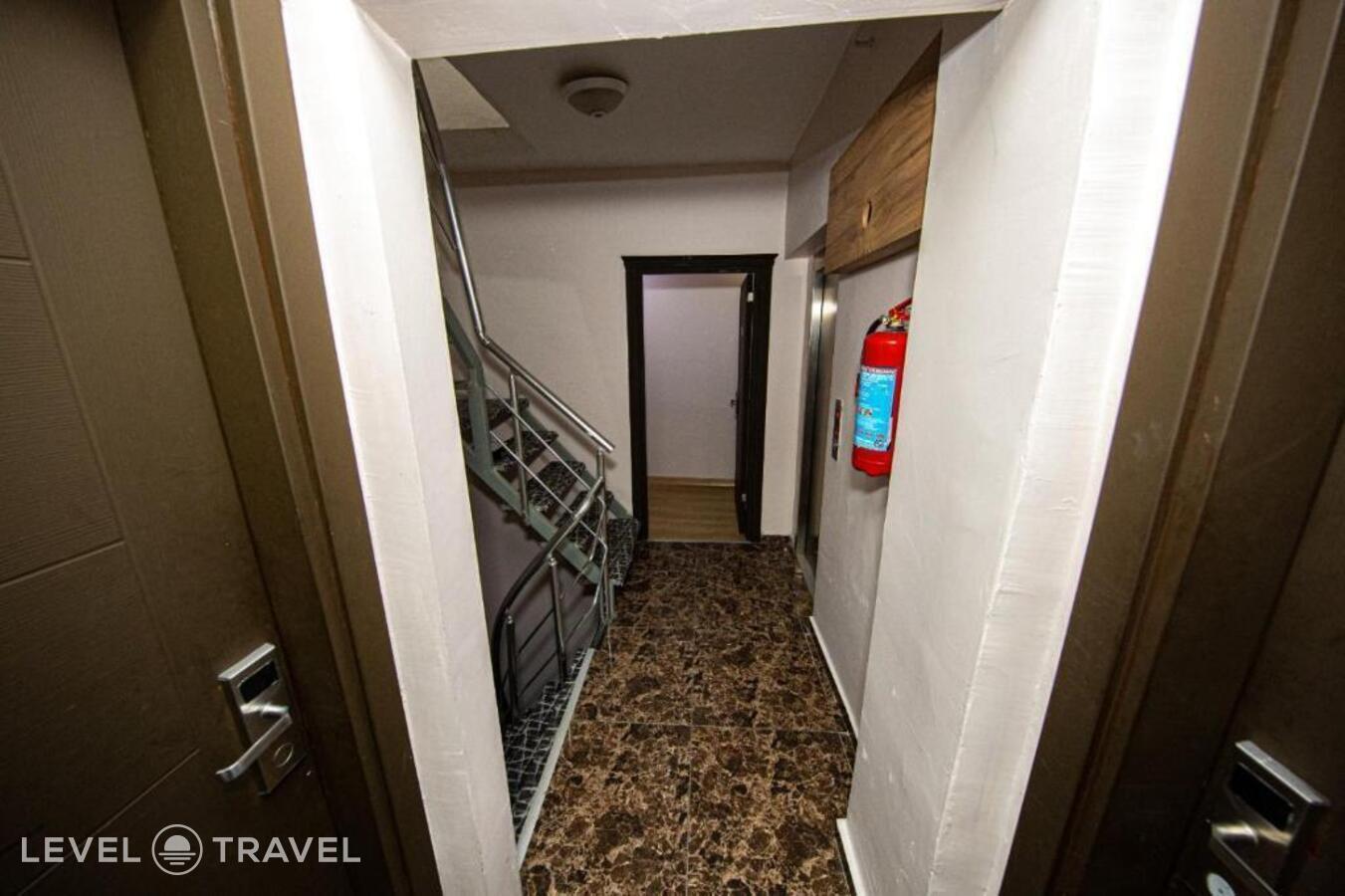 фотографии номера Семейный роскошный люкс отеля Comfort Hotel Taksim в Турция(Бейоглу) - фото №6