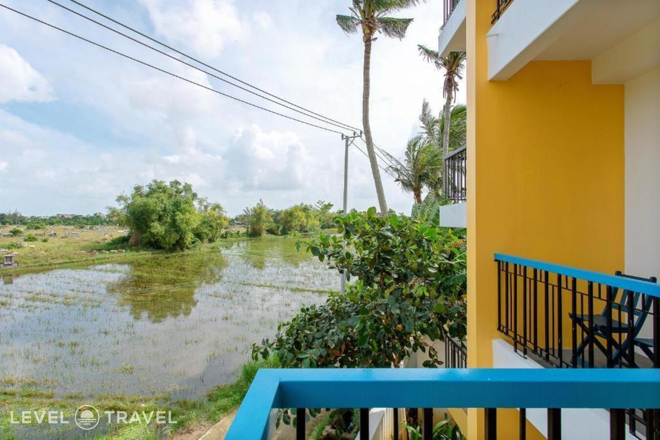 фотографии номера Делюкс (две односпальные кровати) отеля Aurora Riverside Hotel (Ex. Phuoc An River Hotel) в Вьетнам(Хойан) - фото №6