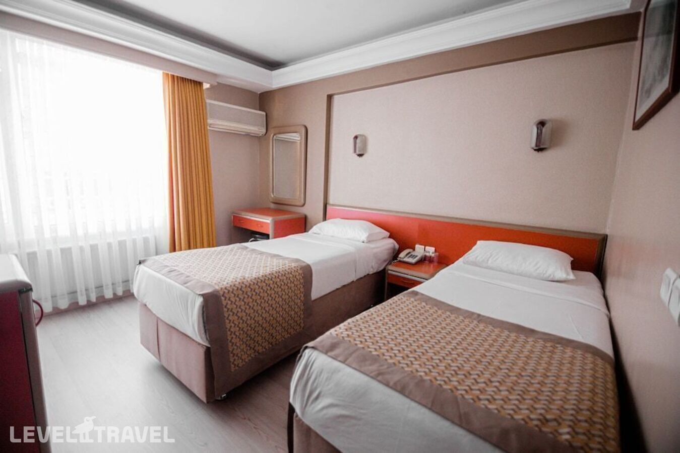 фотографии номера Стандартный (две односпальные кровати) отеля Sahinler Hotel в Турция(Фатих) - фото №4