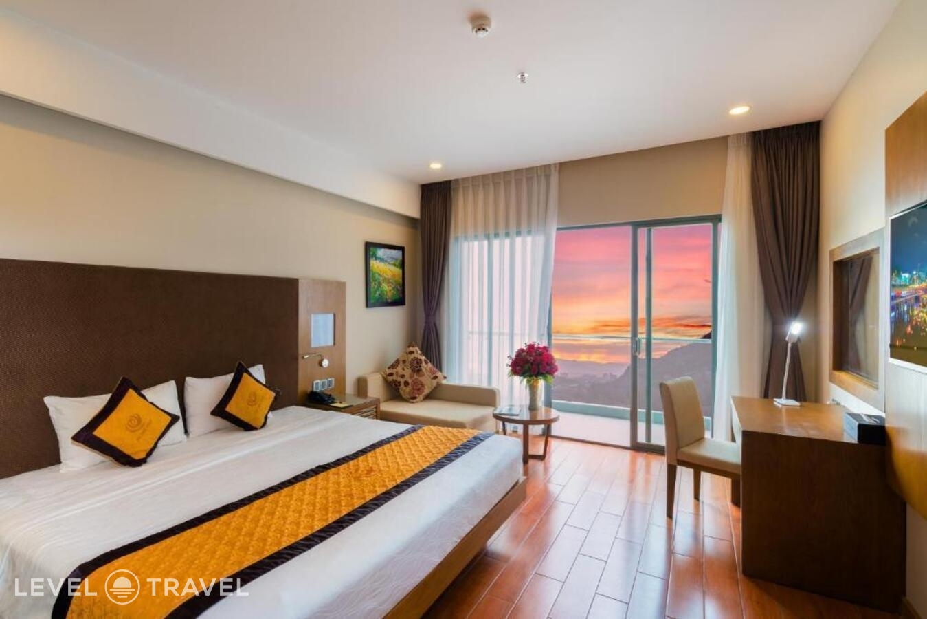 фотографии номера Делюкс (двуспальная кровать) отеля Galina Hotel & Spa в Вьетнам(Нячанг) - фото №9