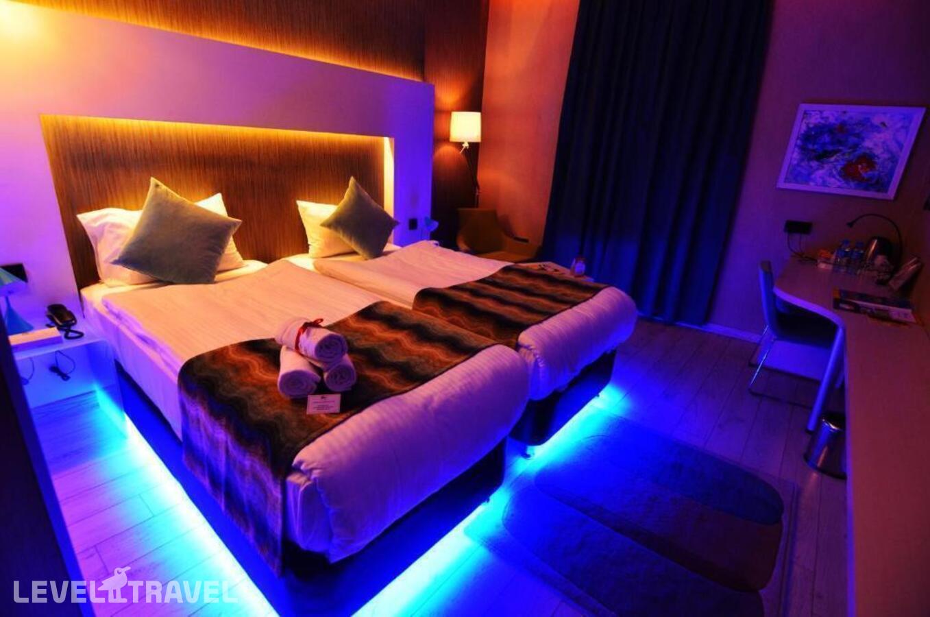 фотографии номера Стандартный (две односпальные кровати) отеля Tempo Hotel 4 в Турция(Кягытхане) - фото №5