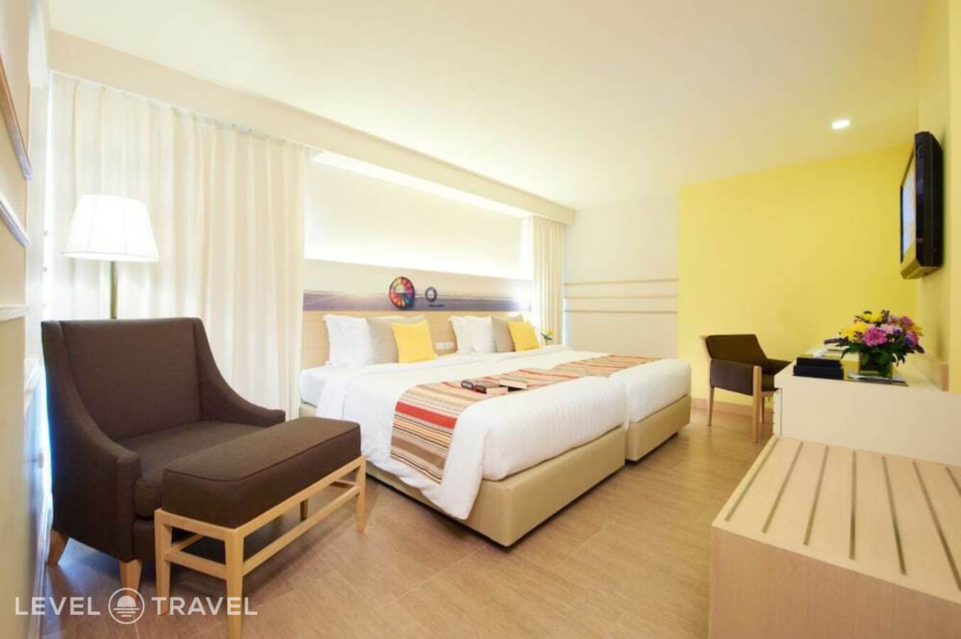 фотографии номера Делюкс с видом на море (две односпальные кровати) отеля Pattaya Sea View Hotel в Таиланд(Центральная Паттайя) - фото №17