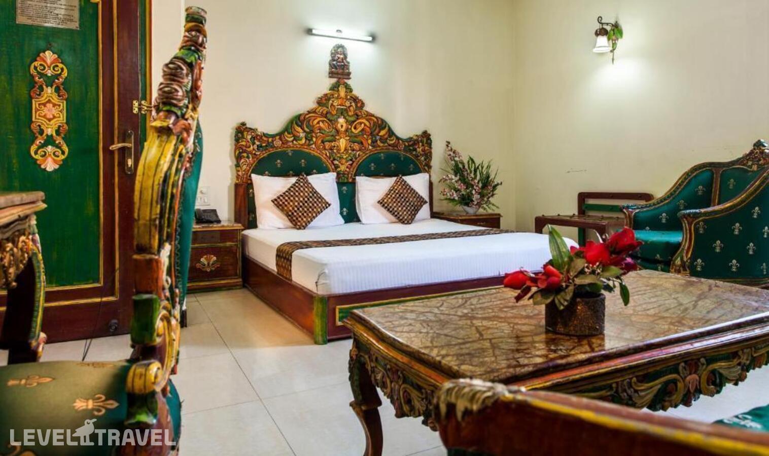 фотографии номера Представительский номер отеля Sunstar Residency Hotel в Индия(Нью-Дели) - фото №11