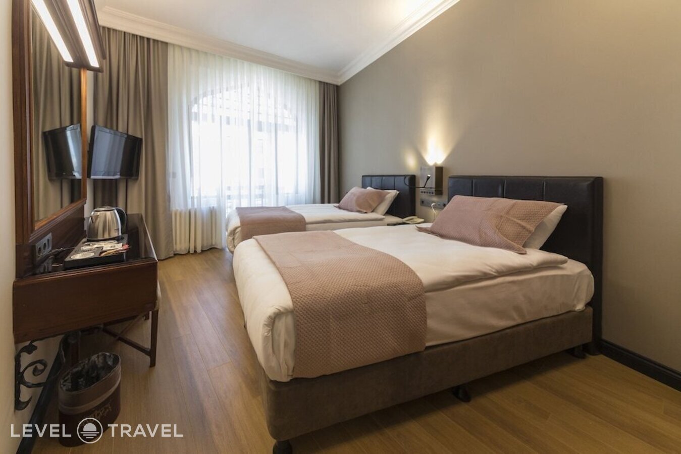 фотографии номера Улучшенный (две односпальные кровати) отеля Vardar Palace Hotel в Турция(Бейоглу) - фото №2