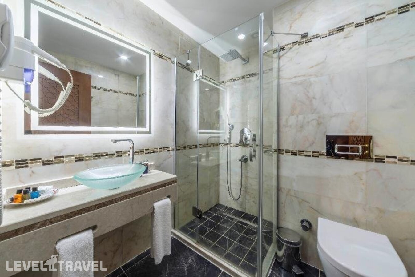 фотографии номера Стандартный (две односпальные кровати) отеля Lalinn Hotel в Турция(Фатих) - фото №5