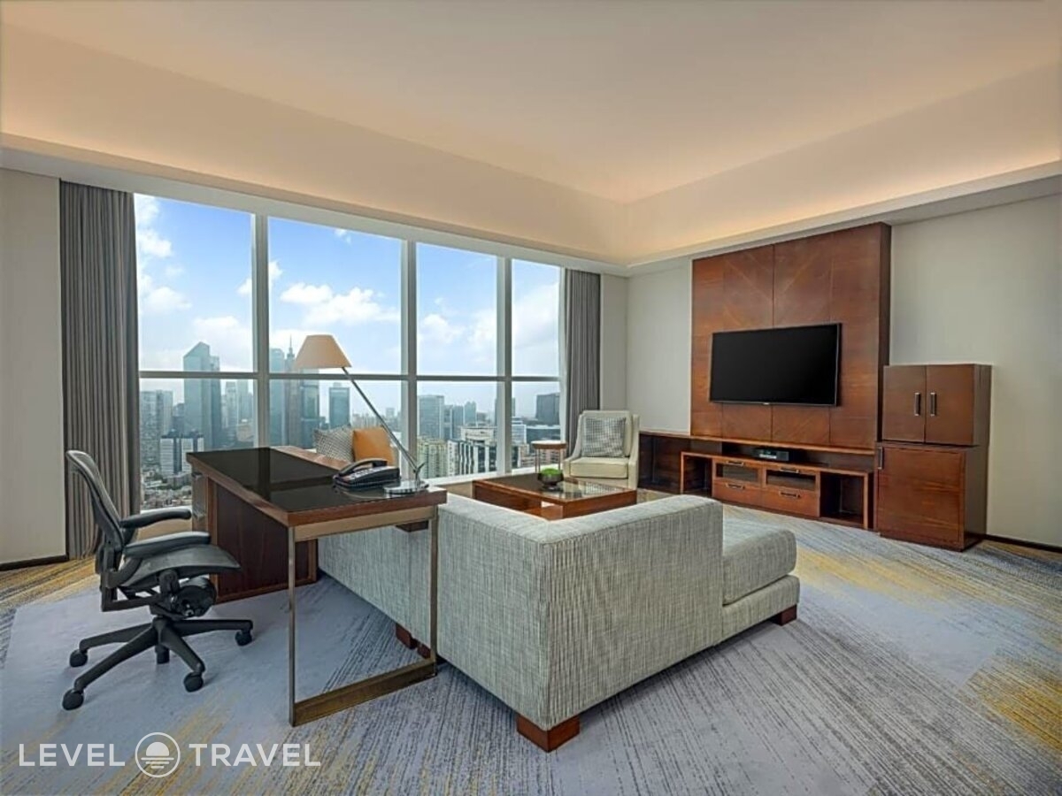 фотографии номера Люкс Премьер отеля Sheraton Guangzhou Hotel в Китай(Гуанчжоу) - фото №2