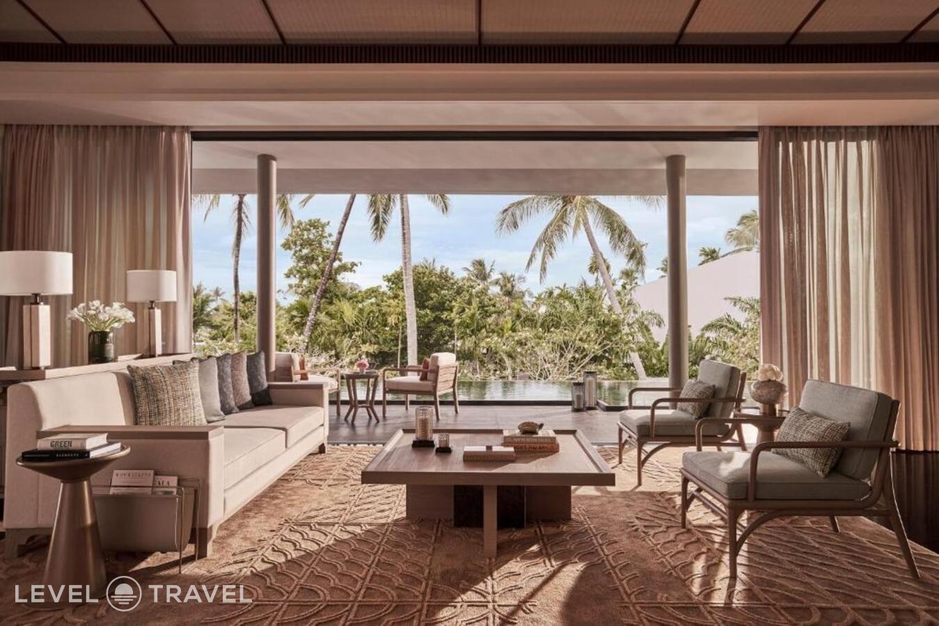 фотографии номера Вилла с террасой (2 спальни) отеля Regent Phu Quoc в Вьетнам(Фукуок) - фото №1