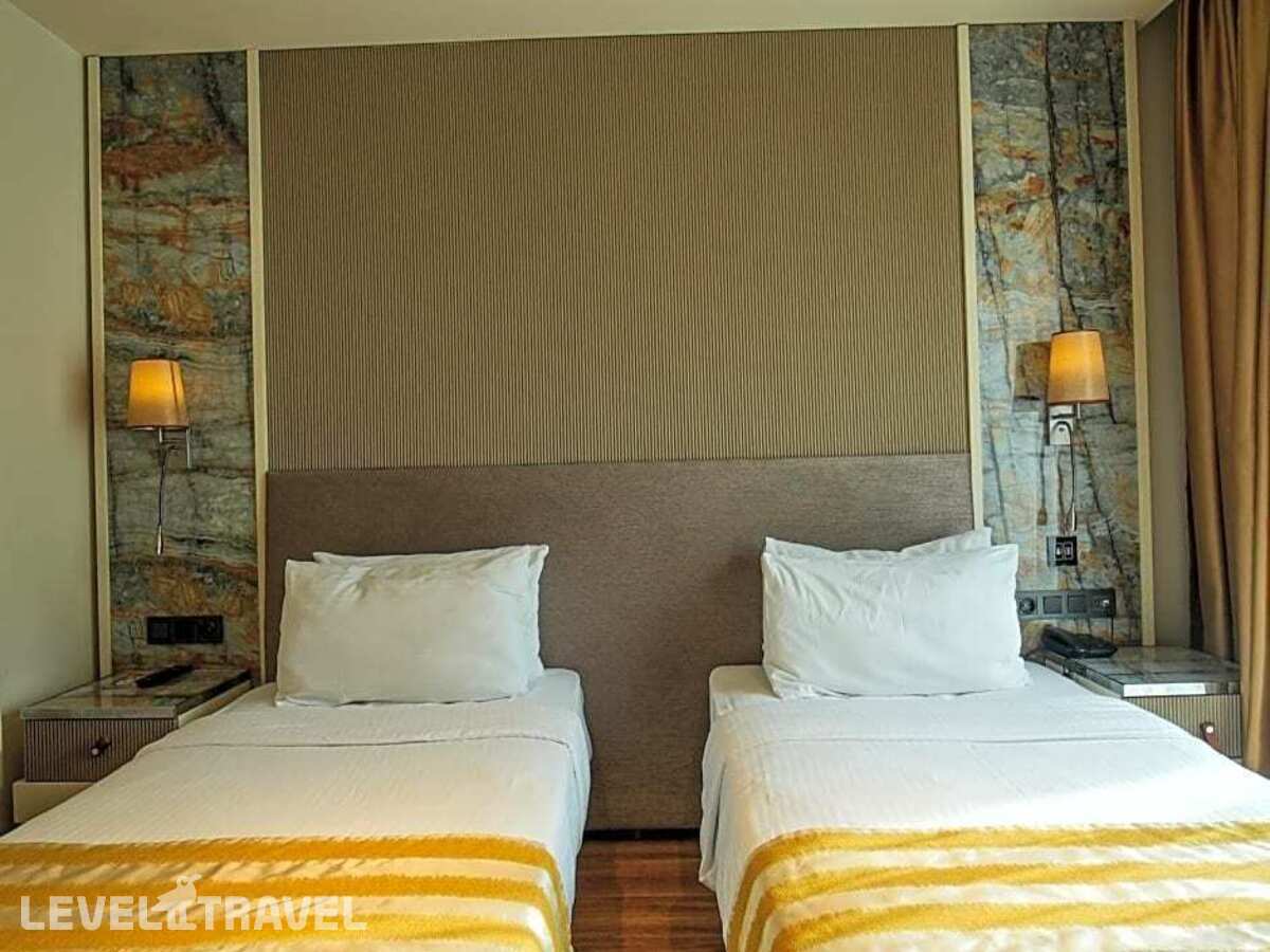 фотографии номера Улучшенный (две односпальные кровати) отеля Icon Hotel в Турция(Шишли) - фото №3
