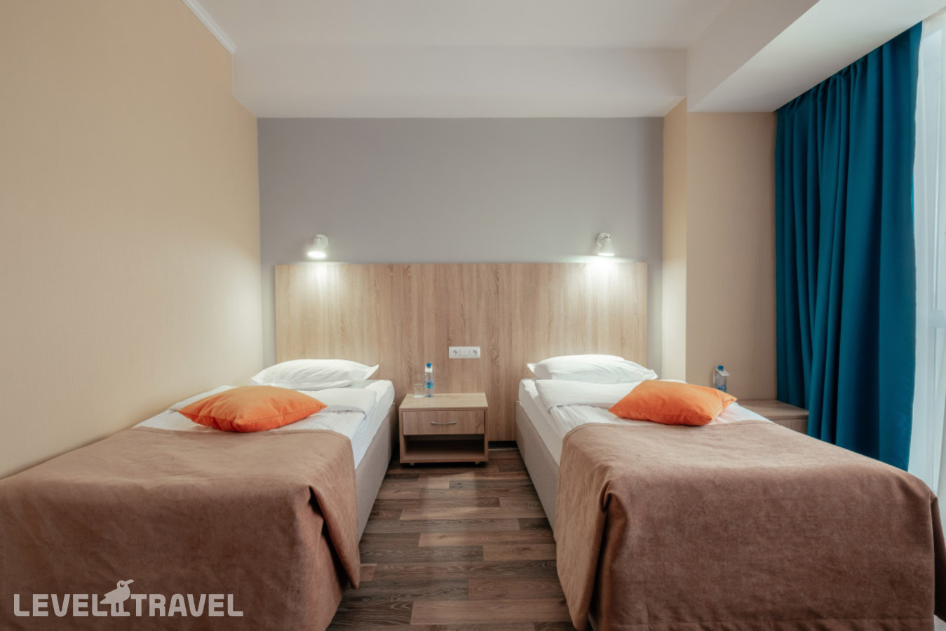фотографии номера Улучшенный (две односпальные кровати) отеля Атлантик By Usta Hotels в Россия(Екатеринбург) - фото №2