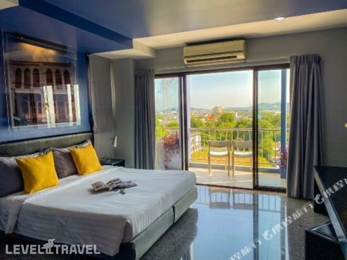 фотографии номера Улучшенный номер отеля Sino Inn Phuket Hotel в Таиланд(город Пхукет) - фото №11