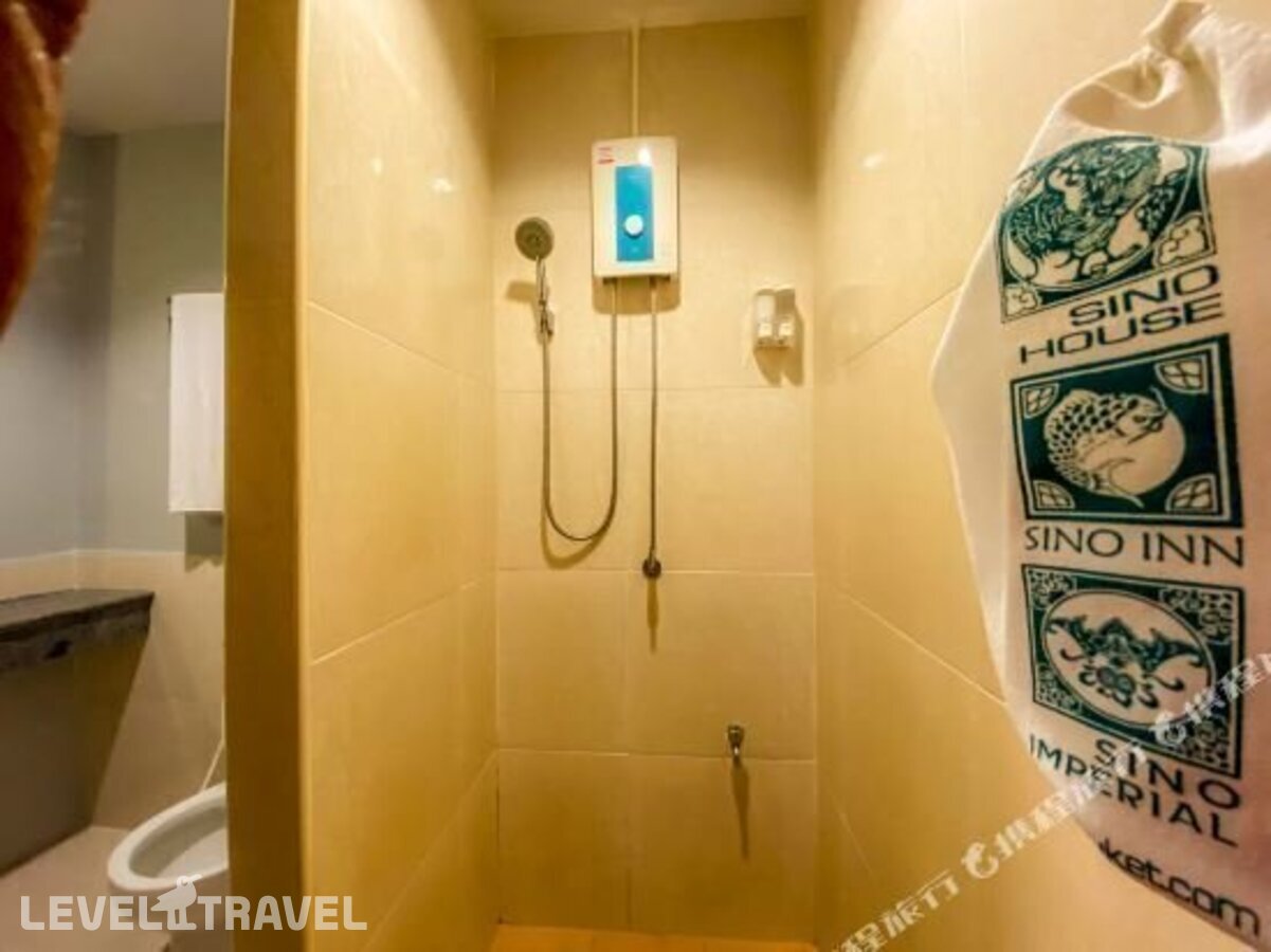 фотографии номера Улучшенный номер отеля Sino Inn Phuket Hotel в Таиланд(город Пхукет) - фото №44