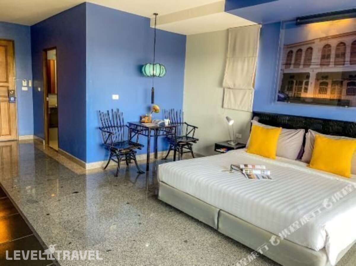 фотографии номера Улучшенный номер отеля Sino Inn Phuket Hotel в Таиланд(город Пхукет) - фото №6