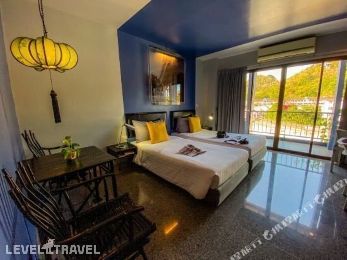фотографии номера Улучшенный номер отеля Sino Inn Phuket Hotel в Таиланд(город Пхукет) - фото №8