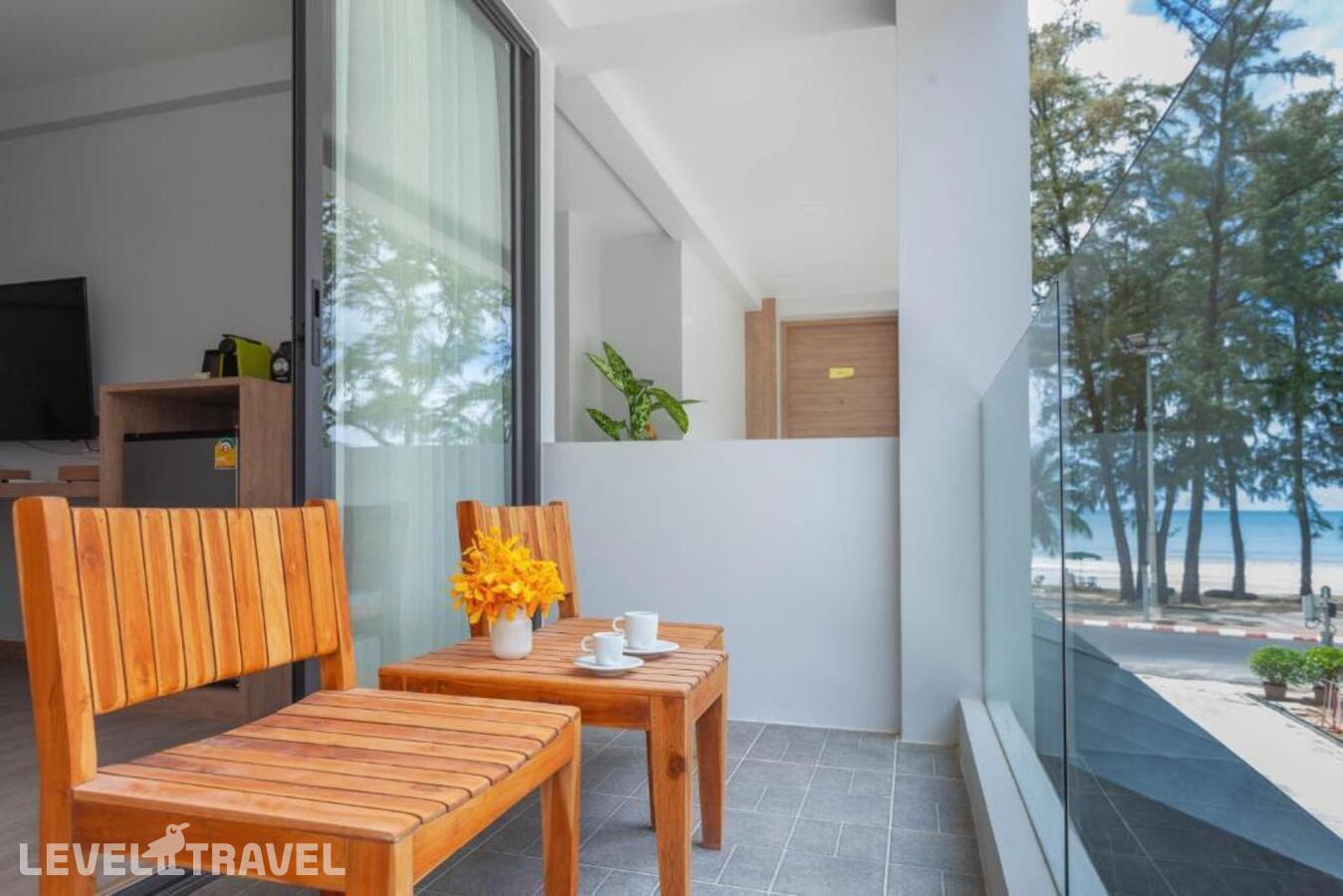 фотографии номера Делюкс отеля Anona Beachfront Phuket Resort в Таиланд(Патонг Бич) - фото №7