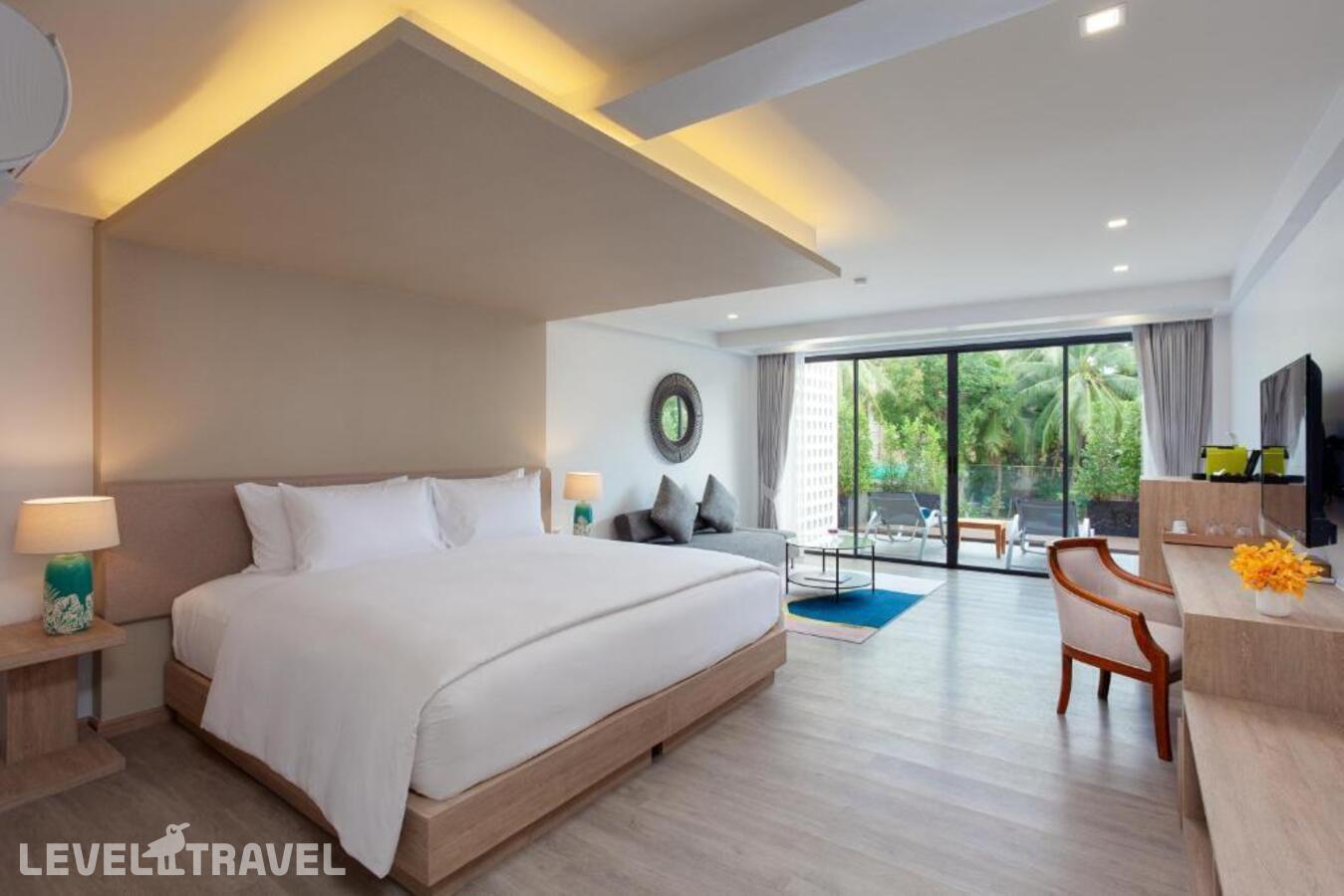 фотографии номера Номер с террасой отеля Anona Beachfront Phuket Resort в Таиланд(Патонг Бич) - фото №1
