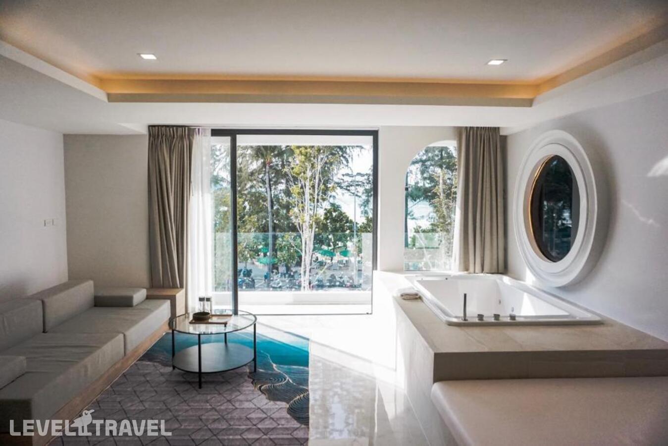 фотографии номера Люкс с видом на океан отеля Anona Beachfront Phuket Resort в Таиланд(Патонг Бич) - фото №8