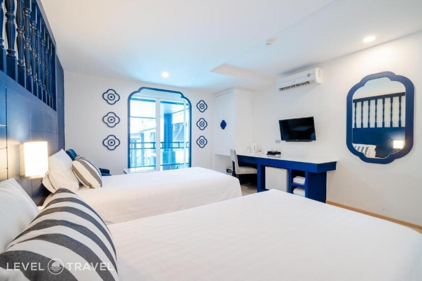 фотографии номера Делюкс (две односпальные кровати) отеля Bhukitta Boutique Hotel в Таиланд(город Пхукет) - фото №2