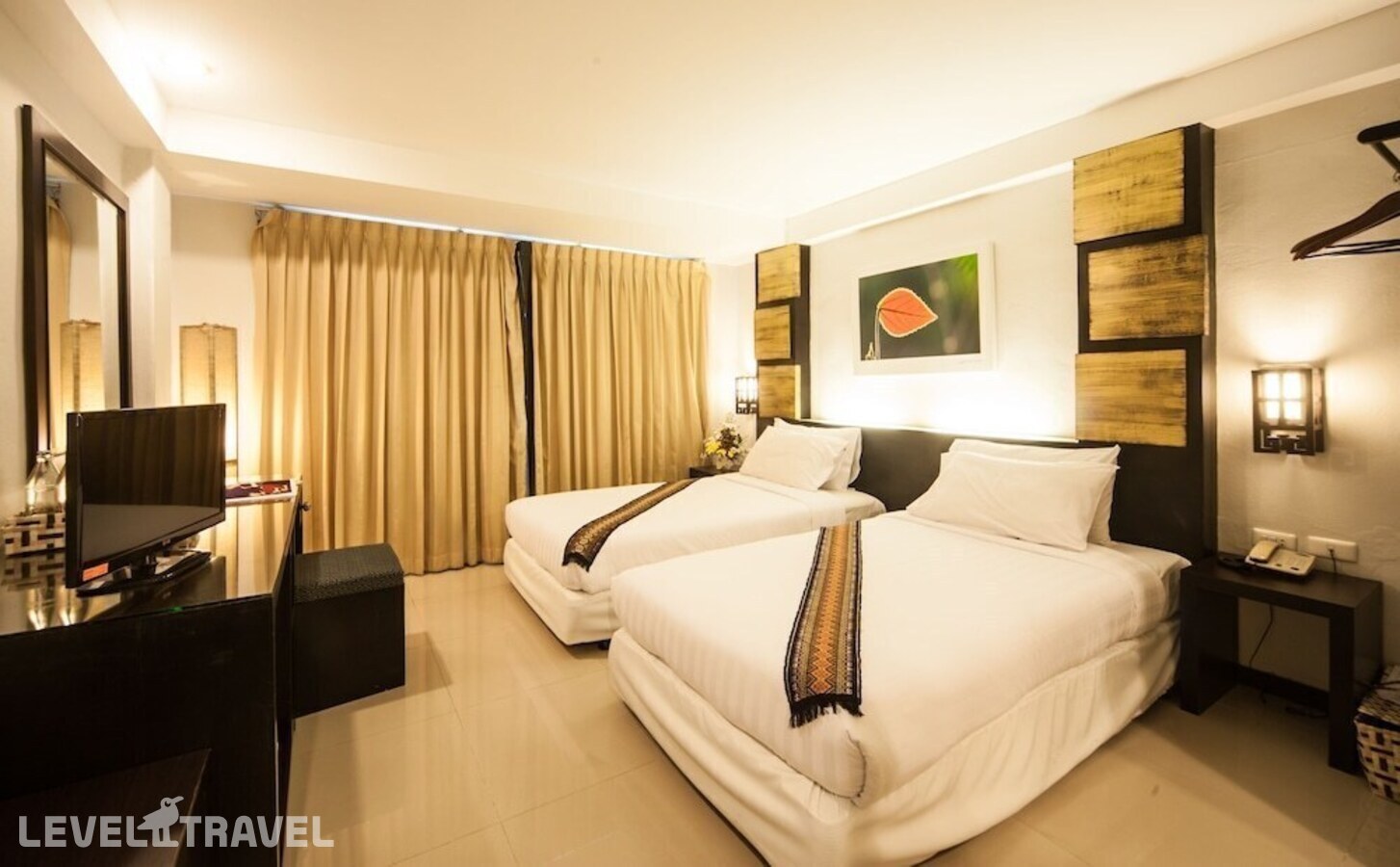 фотографии номера Стандартный (две односпальные кровати) отеля Crystal Inn Phuket в Таиланд(город Пхукет) - фото №5