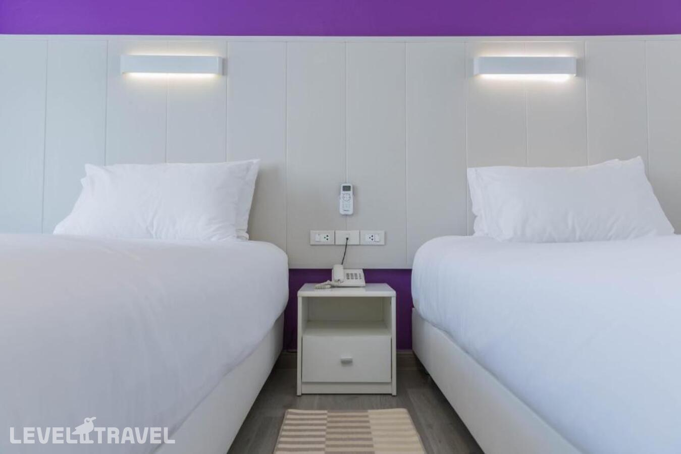 фотографии номера Улучшенный (две односпальные кровати) отеля Hotel Zing в Таиланд(Пратамнак) - фото №8