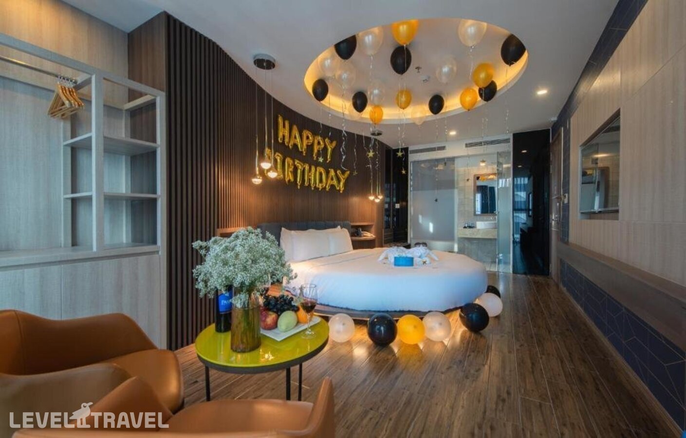 фотографии номера Полулюкс с балконом отеля Aaron Hotel в Вьетнам(Нячанг) - фото №33